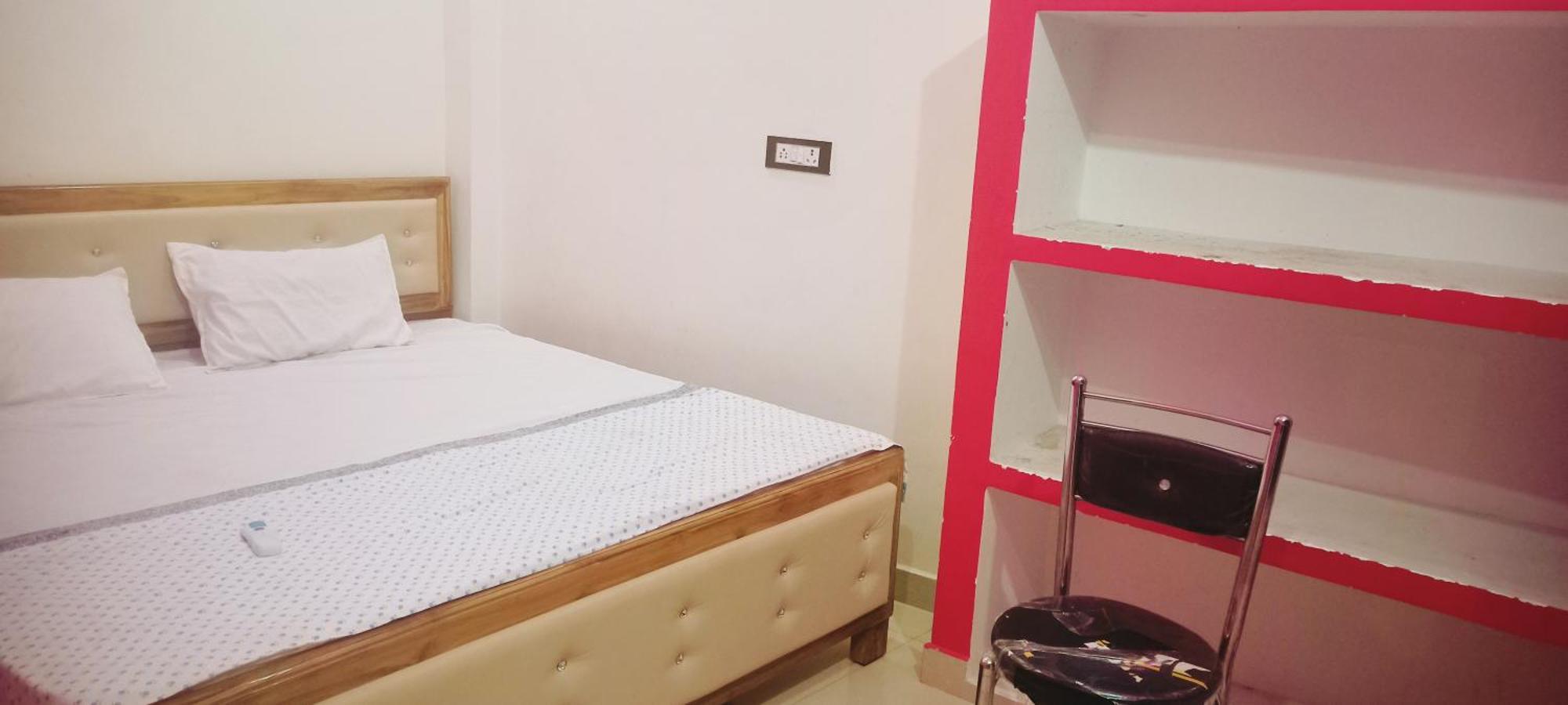 Maa Savitri Gest House Otel Ayodhya Dış mekan fotoğraf